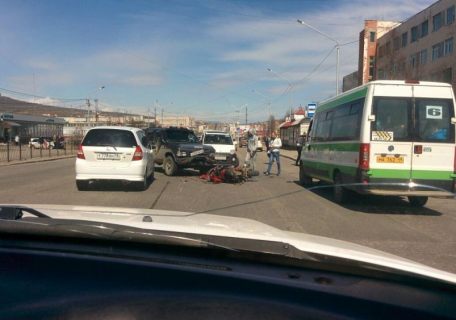 Мотоциклиста сбили в центре Магадана в Магадане « автомагадан