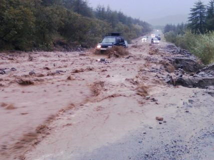 Паводок уничтожил единственную дорогу между Магаданом и Олой в Магадане « автомагадан