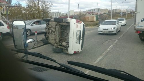 Магаданские полицейские разыскивают водителя, совершившего ДТП в Магадане « автомагадан